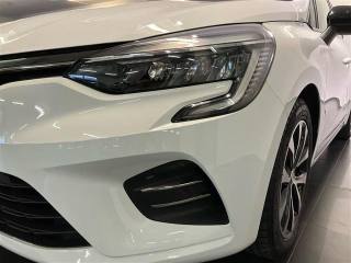 RENAULT Clio usata, con Climatizzatore