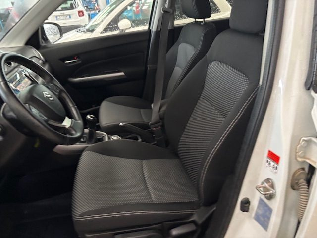 SUZUKI Vitara usata, con Climatizzatore