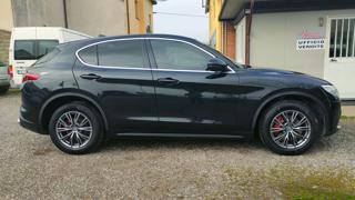 ALFA ROMEO Stelvio usata, con Vetri oscurati