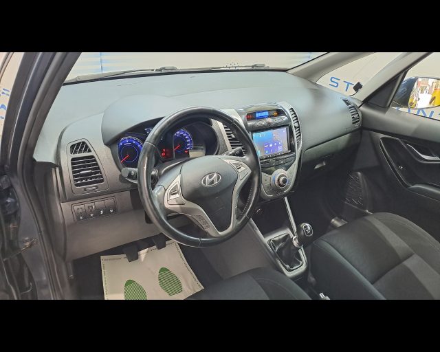 HYUNDAI iX20 usata, con Controllo automatico clima