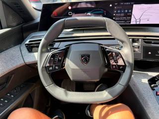 PEUGEOT 3008 usata, con Climatizzatore