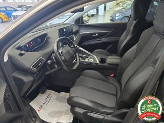PEUGEOT 3008 usata, con Fendinebbia