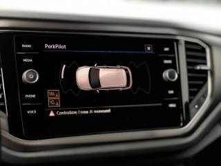 VOLKSWAGEN T-Roc usata, con Sensori di parcheggio posteriori