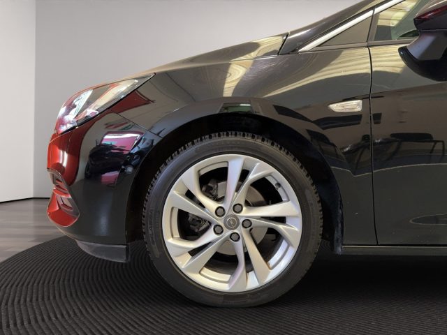 OPEL Astra usata, con Fendinebbia