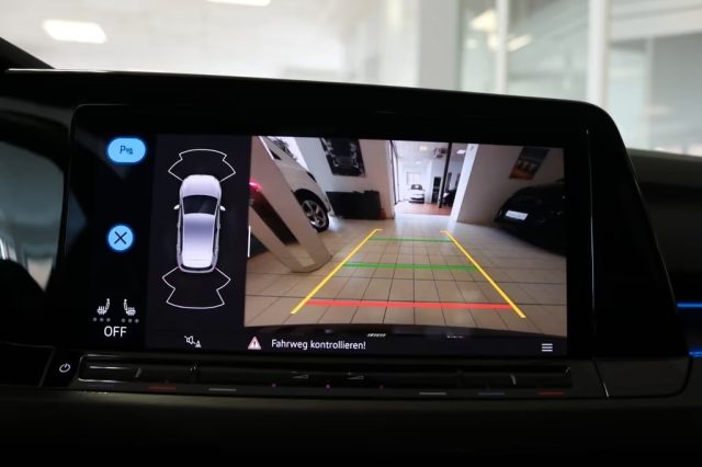 VOLKSWAGEN Golf usata, con Servosterzo