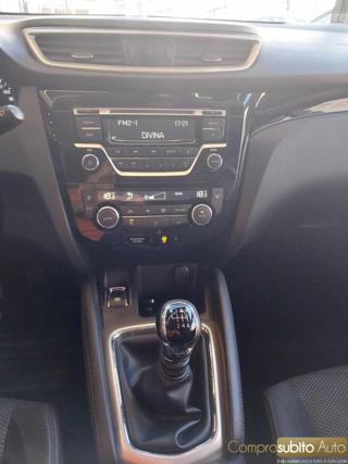 NISSAN Qashqai usata, con Park Distance Control