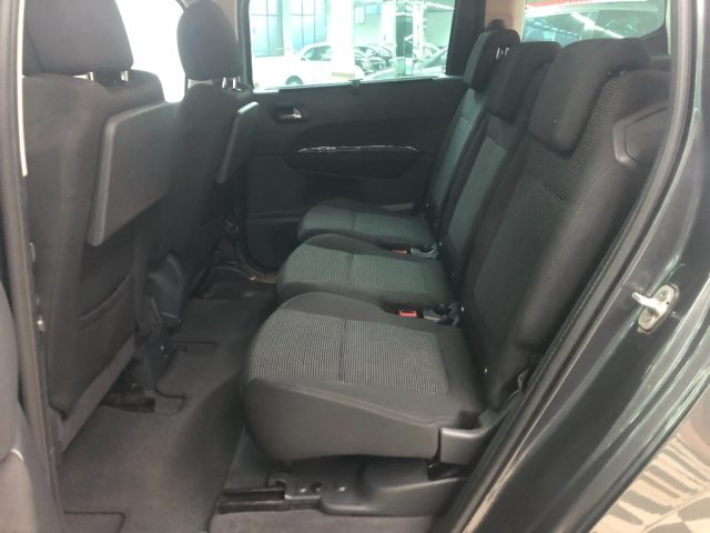 PEUGEOT 5008 usata, con Controllo trazione