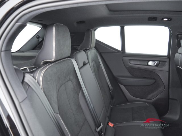 VOLVO XC40 usata 10
