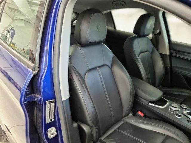 ALFA ROMEO Stelvio usata, con Cerchi in lega