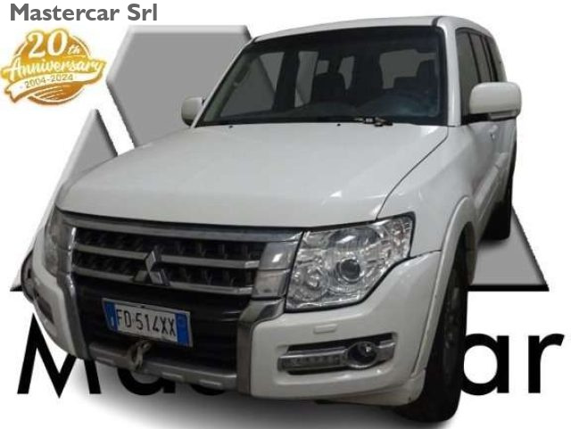 MITSUBISHI Pajero usata, con Airbag