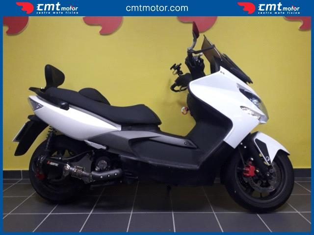 KYMCO Xciting 300 usata 0
