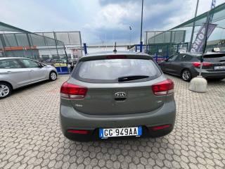 KIA Rio usata, con Airbag Passeggero