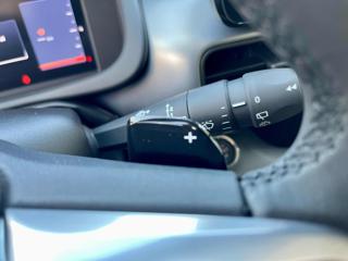 JEEP Avenger usata, con Volante in pelle