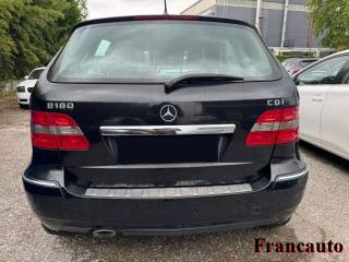 MERCEDES-BENZ B 180 usata, con Alzacristalli elettrici