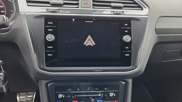 VOLKSWAGEN Tiguan usata, con USB