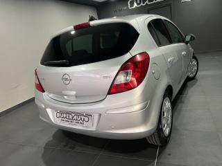 OPEL Corsa usata, con Autoradio