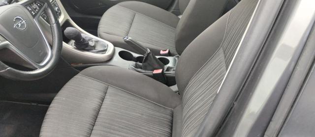 OPEL Astra usata, con Autoradio