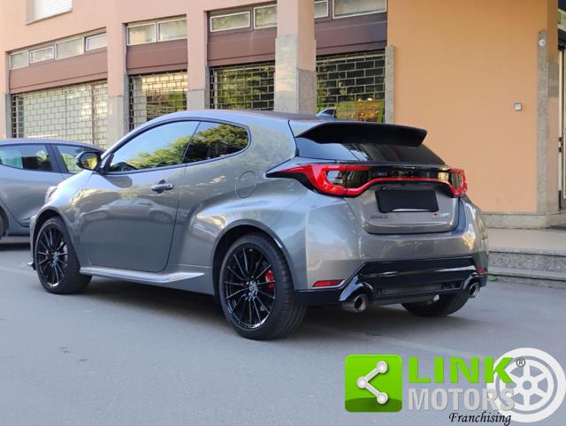 TOYOTA Yaris usata, con Boardcomputer