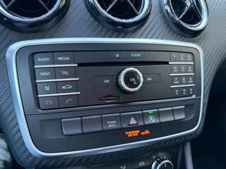 MERCEDES-BENZ GLA 180 usata, con Telecamera per parcheggio assistito