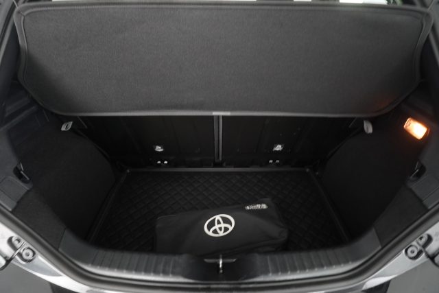 TOYOTA Aygo X usata 6