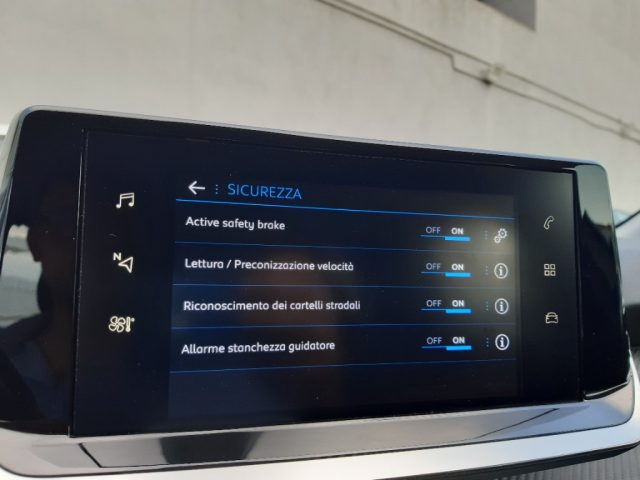 PEUGEOT 208 usata, con Cruise Control
