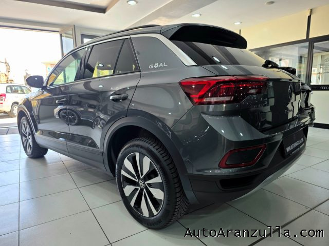 VOLKSWAGEN T-Roc usata, con Autoradio