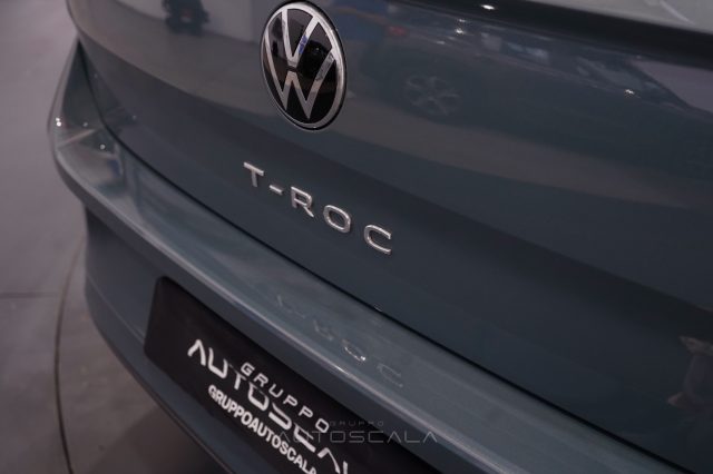 VOLKSWAGEN T-Roc usata 32