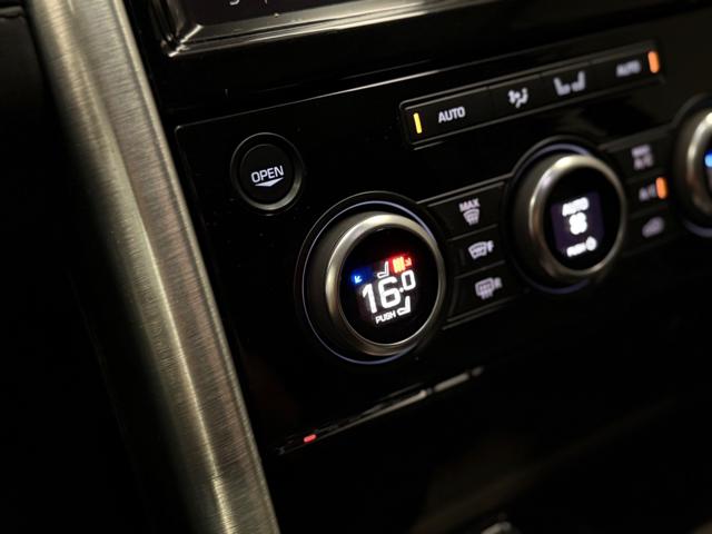 LAND ROVER Discovery usata, con Park Distance Control