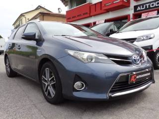 TOYOTA Auris usata, con Airbag