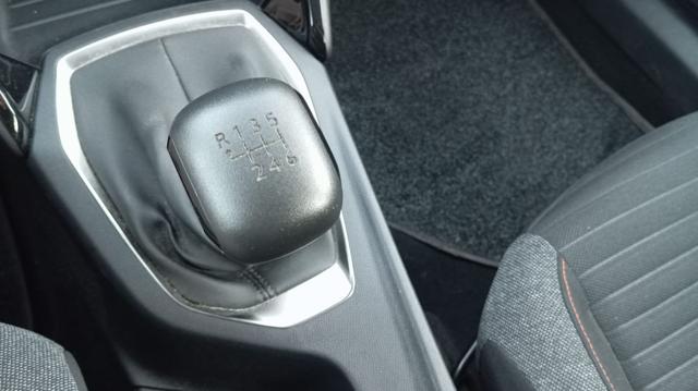 PEUGEOT 2008 usata, con ESP