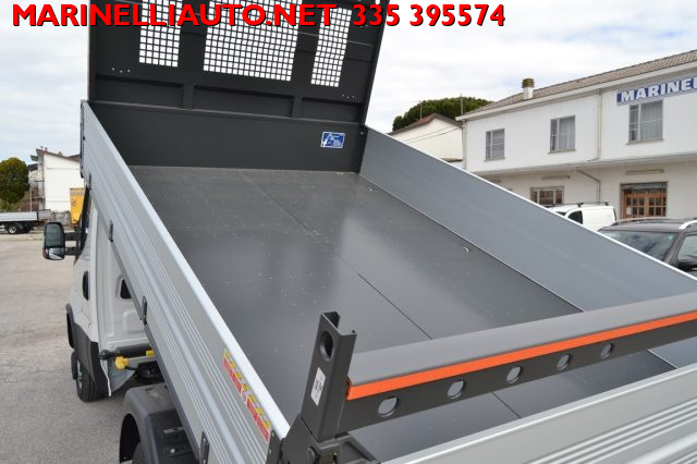 IVECO Daily usata, con Sensore di luce