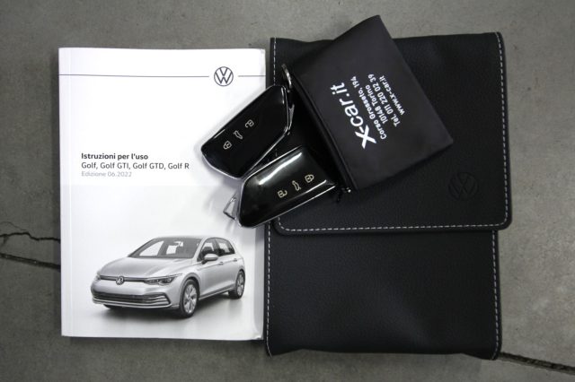VOLKSWAGEN Golf usata, con Sistema di navigazione