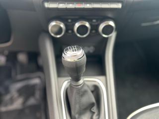 RENAULT Captur usata 32