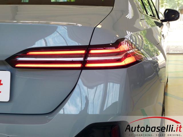 BMW 520 usata, con Portellone posteriore elettrico