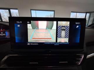PEUGEOT 5008 usata, con Park Distance Control