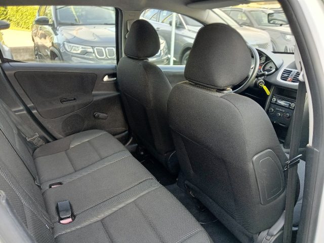 PEUGEOT 207 usata, con MP3