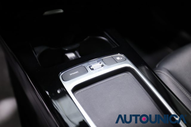 MERCEDES-BENZ A 180 usata, con Volante multifunzione