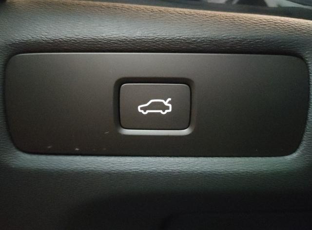 VOLVO V90 usata, con Sistema di navigazione