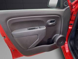 RENAULT Twingo Electric usata, con Isofix