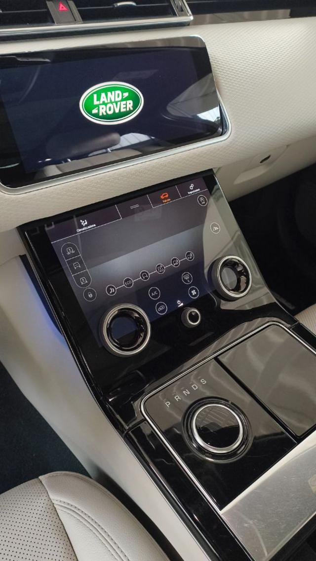 LAND ROVER Range Rover Velar usata, con Sospensioni pneumatiche