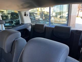 VOLKSWAGEN Touran usata, con Vetri oscurati