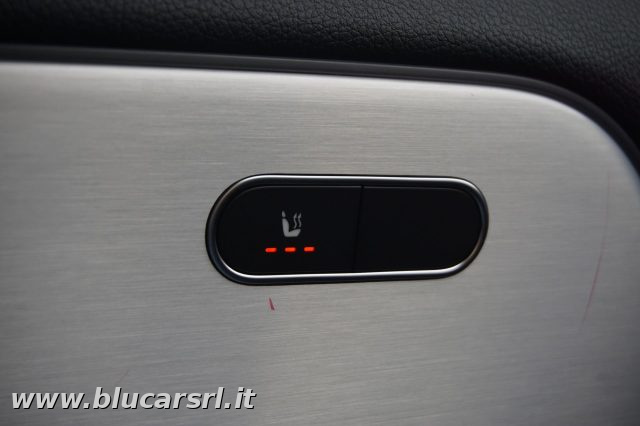 MERCEDES-BENZ GLA 200 usata 31