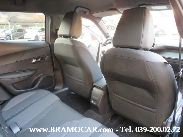 PEUGEOT 2008 usata, con Autoradio digitale