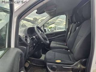 MERCEDES-BENZ Vito usata 9