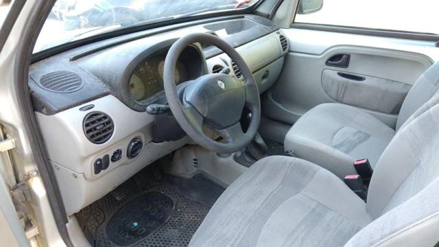 RENAULT Kangoo usata, con Chiusura centralizzata