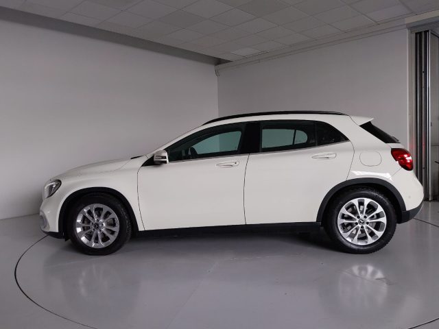 MERCEDES-BENZ GLA 200 usata, con Autoradio