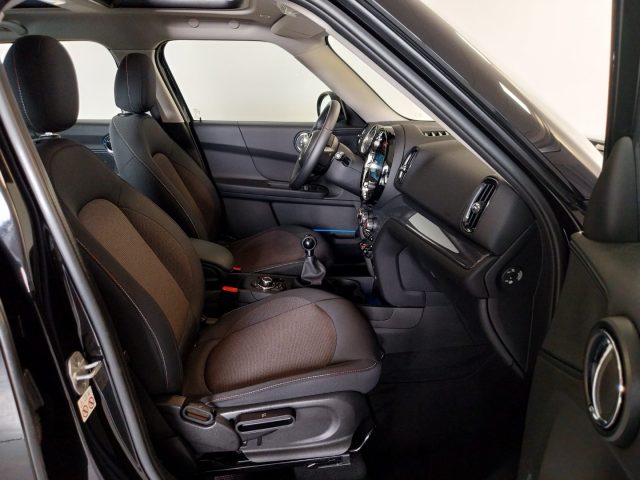 MINI Countryman usata, con Fari LED