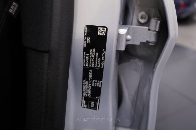 ALFA ROMEO Stelvio usata, con Airbag testa