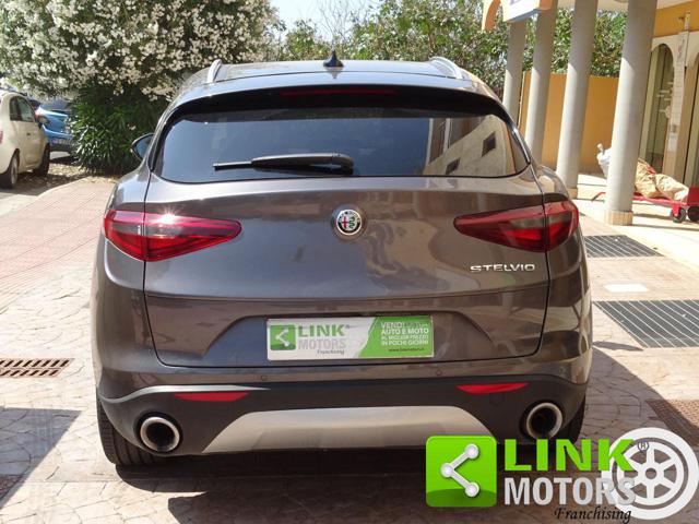 ALFA ROMEO Stelvio usata, con Alzacristalli elettrici
