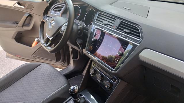 VOLKSWAGEN Tiguan usata, con Bracciolo